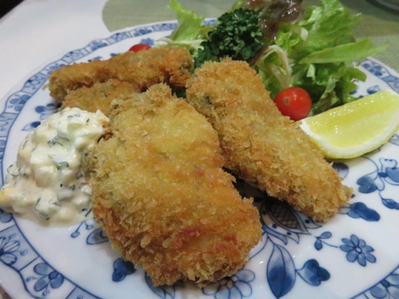 昭和感あふれる家庭料理が美味しい居酒屋 ぐるり かんもんノート 昭和感あふれる家庭料理が美味しい居酒屋 ぐるり かんもんノート