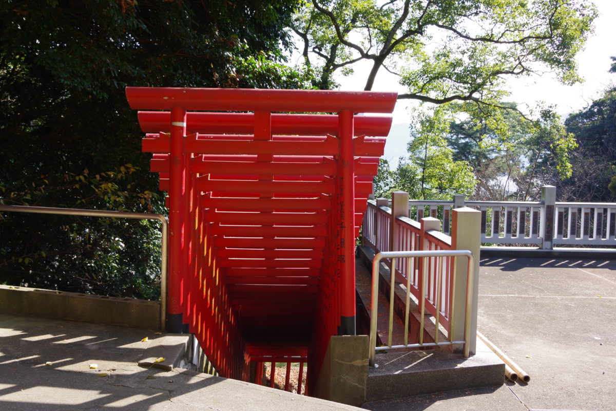 紅石稲荷神社鳥居01