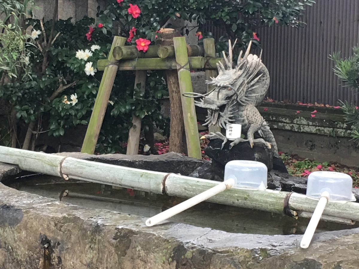 御所神社手水舎