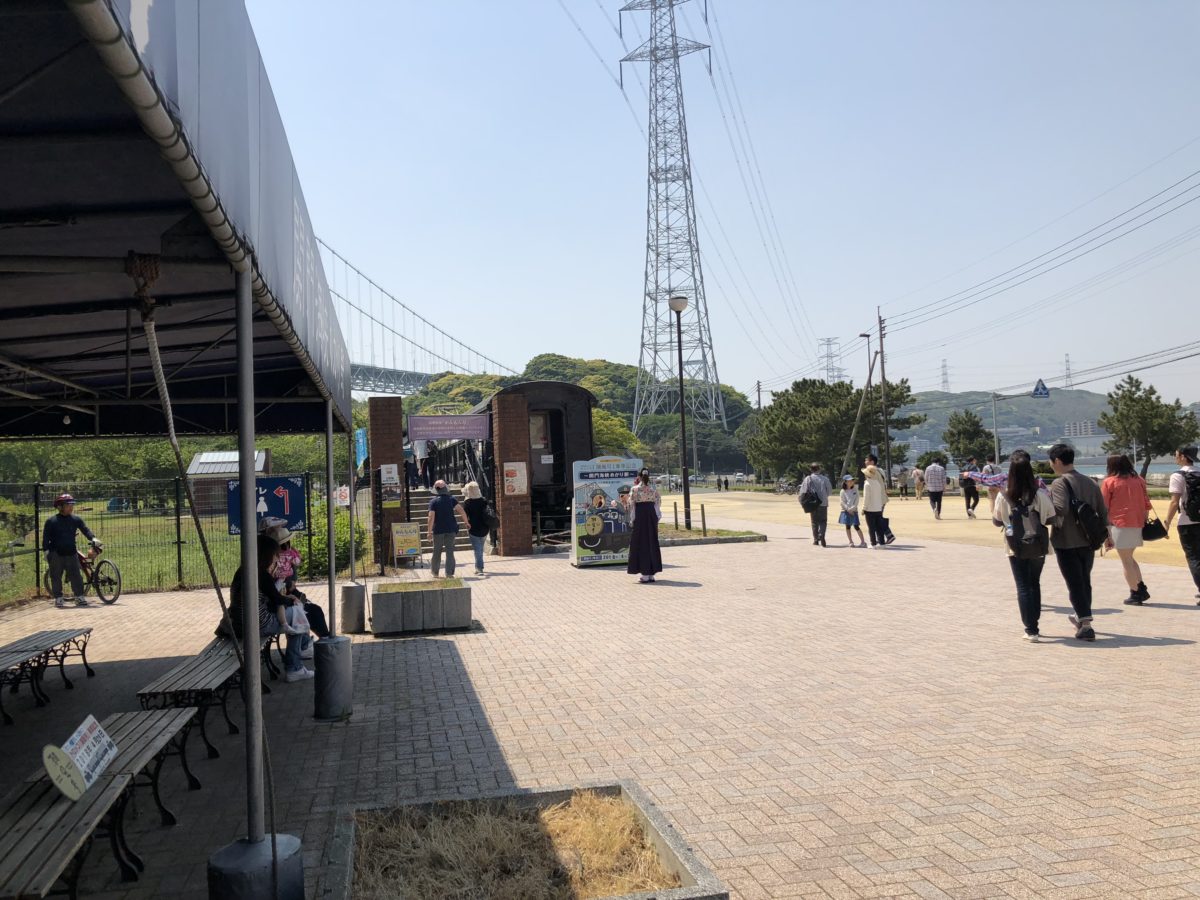 海峡めかり公園駅の様子